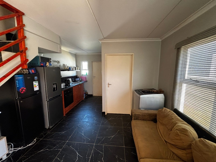 2 Bedroom Property for Sale in Electric City Western Cape